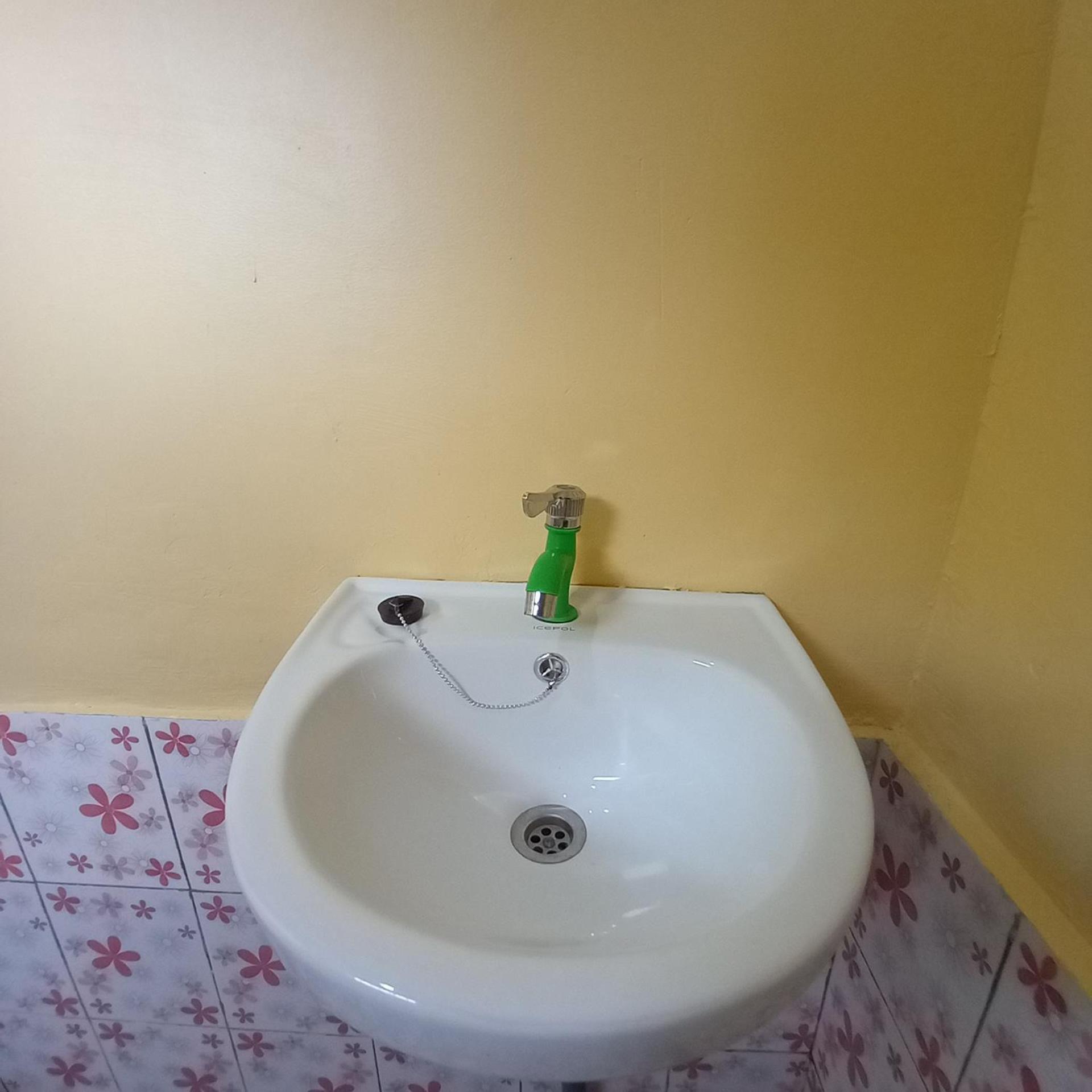 Tange Guest House Ruteng Room photo